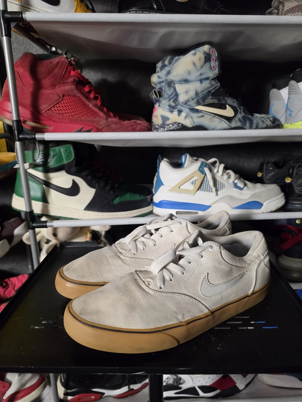 🔥 Nike SB Men’s Size 11 Off-White Suede Skate Sneakers Gum Sole